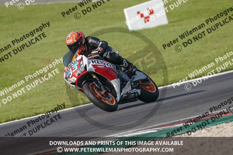 donington no limits trackday;donington park photographs;donington trackday photographs;no limits trackdays;peter wileman photography;trackday digital images;trackday photos